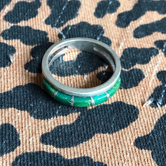 Vintage Turquoise and Sterling Ring - Picture 7 of 7